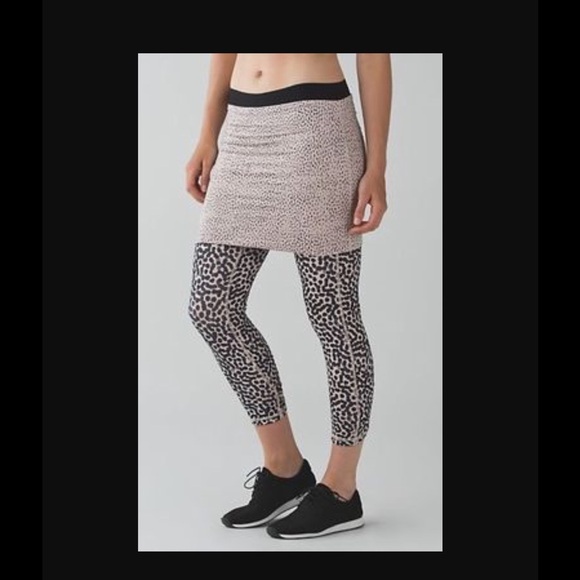 Lululemon legging - Picture 3 of 7